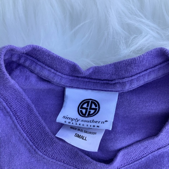 Simply Southern t-shirt purple pink - Picture 3 of 4